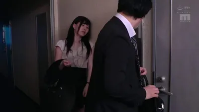 Vợ yêu nhà cạnh bên nhận nhầm tôi là gã chồng trong một hôm say xỉn