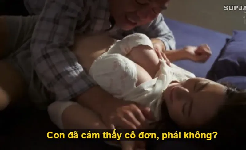 Nhìn con trai mải miết lao đầu vào việc, khiến người yêu của nó cô quạnh, ông bố chồng nổi máu điên cuồng đè bẹp con dâu.